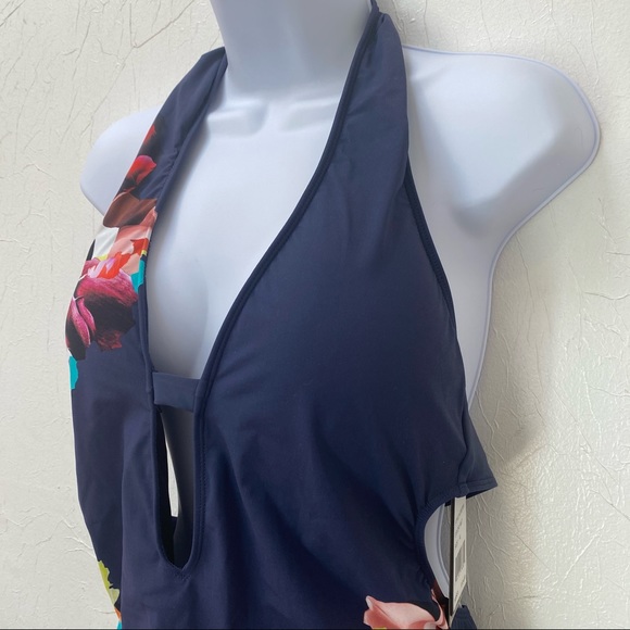 Kenneth Cole One Piece Tummy Toner Swimsuit NWT - Picture 3 of 13